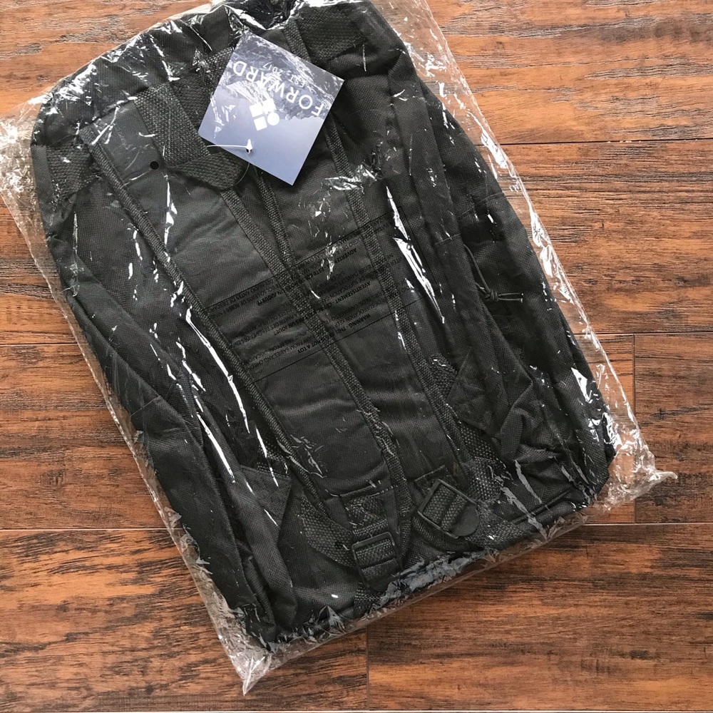 ❤️NWT Forward Backpack, Black, 17” - Picture 2 of 4